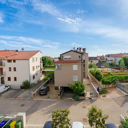 Apartments Anamarija Ровинь Экстерьер фото